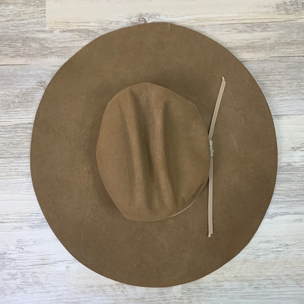 Serratelli Cattlemen’s Hat 2x Entre III Pecan 4 inch Size 6 7/8 Cowboy Hat